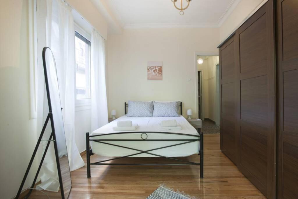 Three Bedrooms Apartment At The Center Of Афіни Екстер'єр фото
